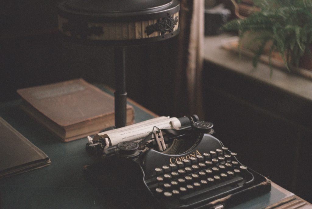 writers on sustainability, typewriters on desk