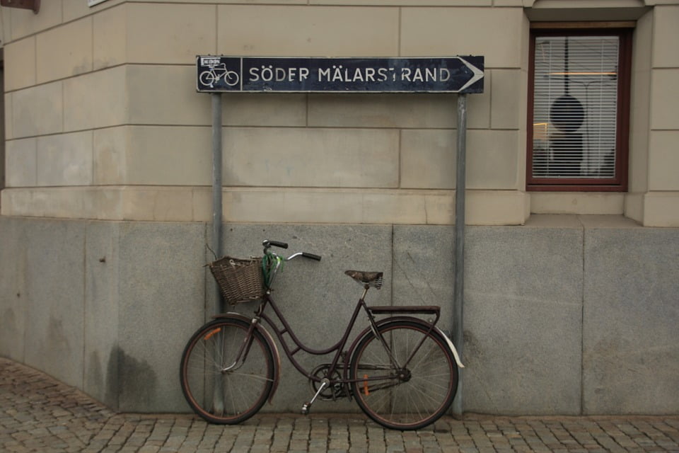 Sustainable Guide to Stockholm: bike leaning against building